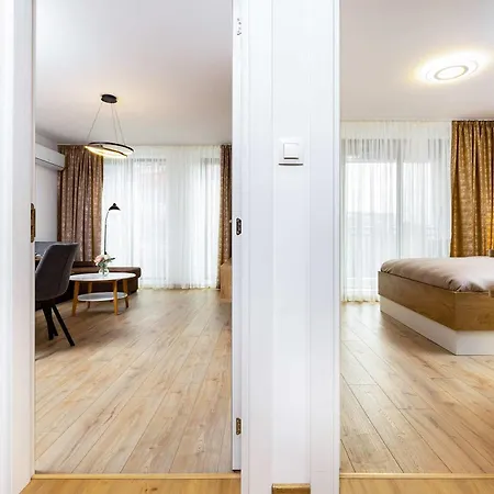 The Modern Wood By Flat Mаnager * 普罗夫迪夫