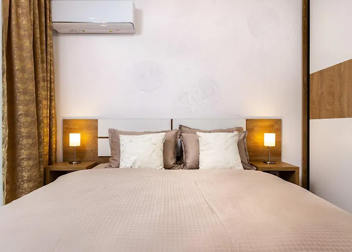 The Modern Wood By Flat Mаnager 公寓 *