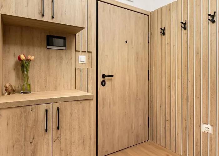 公寓 The Modern Wood By Flat Mаnager 普罗夫迪夫