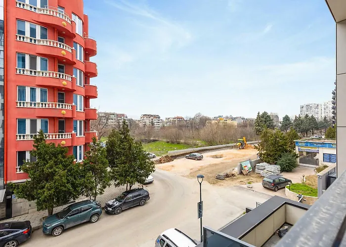 The Modern Wood By Flat Mаnager 公寓 普罗夫迪夫